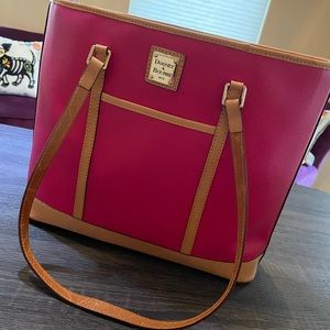 Authentic Dooney & Bourke Purse